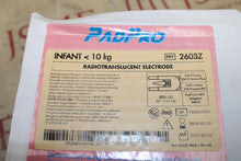 Cargar imagen en el visor de la galería, ConMed PadPro Pediatric Radiotranslucent Electrodes (REF 2603Z) Box of 10 -2028