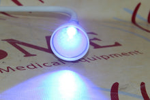 Cargar imagen en el visor de la galería, GE Healthcare Giraffe Spot PT Lite Phototherapy System