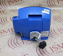 Cargar imagen en el visor de la galería, GE V100 Carescape Dinamap Monitor 2034803-001 +Mount Ref V100-NBAA-AXAA-HX