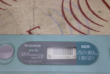 Cargar imagen en el visor de la galería, Fujifilm FCR Fuji IP Cassette Type CC, 25.2 by 30.3cm