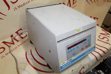 Cargar imagen en el visor de la galería, BECKMAN SPINCHRON 15 CENTRIFUGE