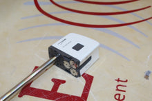 Load image into Gallery viewer, Intuitive Surgical Da Vinci XI 470430 Stapler 30