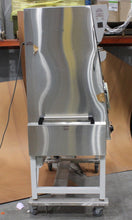 Cargar imagen en el visor de la galería, Nuaire Pharmaguard NU-NTE800 Compounding Aseptic Containment Isolator