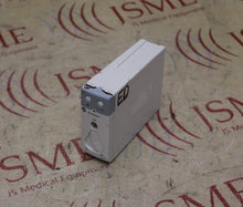 Cargar imagen en el visor de la galería, Mindray Microstream CO2 Module (front bezel chipped)
