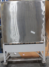 Cargar imagen en el visor de la galería, Nuaire Pharmaguard NU-NTE800 Compounding Aseptic Containment Isolator