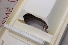 Load image into Gallery viewer, Medela BiliBed 038.3015 Phototherapy Unit, 7169.1 Total hours