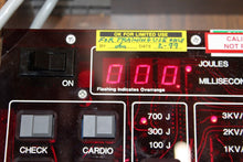 Load image into Gallery viewer, Dynatech DNI Nevada PEI 3100A Defibrillator Analyzer