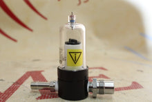 Load image into Gallery viewer, PRECISION FLOW DISS AIR FILTER ASSEMBLY by Vapotherm 3000140