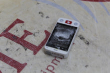 Load image into Gallery viewer, Mindray BeneVision TD60 Telemetry Transmitter -Parts/Repair