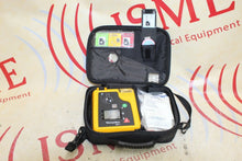 Cargar imagen en el visor de la galería, Welch Allyn AED10 with Battery, Child Key and Case But No Pads