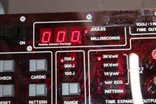 Load image into Gallery viewer, Dynatech Nevada Model PEI 3100B Analyzer