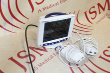 Load image into Gallery viewer, SOMANETICS INVOS OXIMETER CEREBRAL / SOMATIC 5100C W/ 2 PREAMPLIFIERS