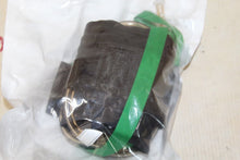 Cargar imagen en el visor de la galería, Zimmer Tourniquet Cuff 24'' Green PLC Dual Port Single Bladder