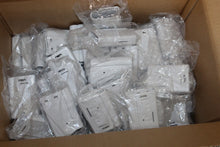 Cargar imagen en el visor de la galería, Lot of 66 Mindray Datascope Panorama Telepack-608 Case