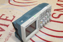 Load image into Gallery viewer, Tektronix TDS 2014 Digital Oscilloscope
