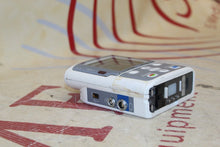 Load image into Gallery viewer, Smiths Medical Cadd Solis 2100