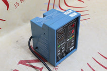 Load image into Gallery viewer, CRITIKON DINAMAP VITAL SIGNS MONITOR 8110