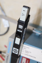 Cargar imagen en el visor de la galería, Tektronix TM502A with AM 503B Amplifier and A6302 Probe