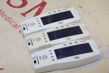 Load image into Gallery viewer, Lot of 3 Masimo Radical