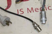 Load image into Gallery viewer, nikon Microscope