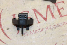Cargar imagen en el visor de la galería, Alere Power Supply 0100260 with Worldwide Plug Set For Use with Alere INRatio
