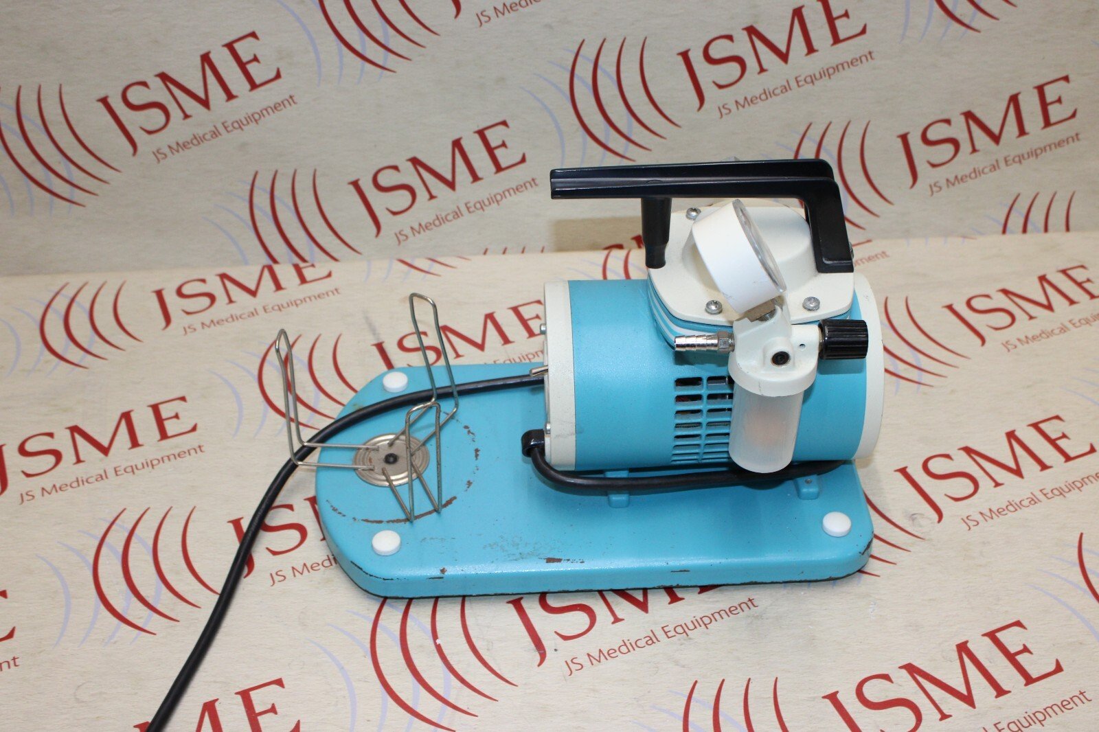 Pompe à Aspiration Médicale Schuco Vac 5700-130 - Occasion, Fonctionnelle, Portable, Modèle 5711
