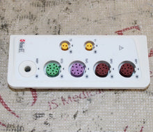 Cargar imagen en el visor de la galería, Mindray Passport 12 Side Panel ASSY Masimo Set
