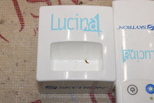 Cargar imagen en el visor de la galería, Skytron Lucina 4 With Base White Portable Recessed LED Exam Light
