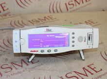 Load image into Gallery viewer, Masimo Set Rainbow Radical 7 Signal Extraction Pulse CO-Oximeter w/ RDS-1 Dock
