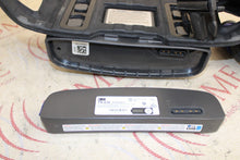 Cargar imagen en el visor de la galería, 3M Versaflo TR-600 Blower Unit w/ TR-601N Belt Tube &amp; TR-630 Battery
