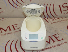 Load image into Gallery viewer, Medela Waterless Warmer 87115
