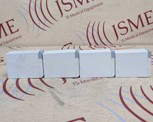 Cargar imagen en el visor de la galería, Lot of 4 Mindray Microstream CO2 Module (front panels chipped)
