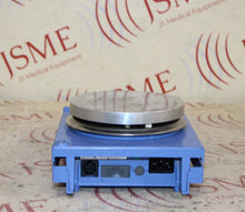 Cargar imagen en el visor de la galería, IKA Works RET Basic S1 Magnetic Hotplate Stirrer - Unit turns on no problem

