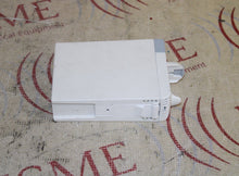 Load image into Gallery viewer, Mindray CO2 Module (chipped front panel)
