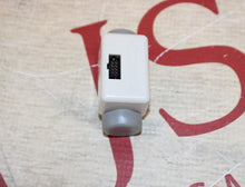 Load image into Gallery viewer, Mindray 840521 Airflow Sensor
