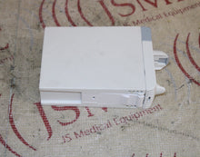 Cargar imagen en el visor de la galería, Mindray CO2 Module (front panel chipped)
