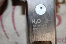 Load image into Gallery viewer, Mindray 115-077754-00 N2O Regulator
