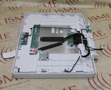 Cargar imagen en el visor de la galería, Mindray Benevision N17 Monitor &amp; Front Bezel  (screen is cracked)
