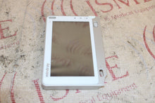 Cargar imagen en el visor de la galería, Mindray BeneView T1 Replacement Screen (bezel is chipped)
