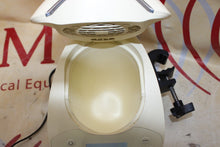Load image into Gallery viewer, Medela 87115 Digital Waterless Milk Warmer With Power Cord
