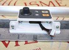 Cargar imagen en el visor de la galería, Mindray Benevision N19 Control Panel Handle Assembly 044-000693
