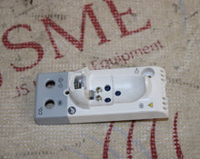 Cargar imagen en el visor de la galería, Mindray CO2 Module Front Bezel (water trap release clip chipped)
