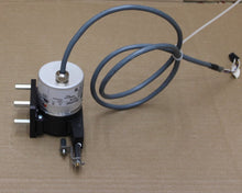 Load image into Gallery viewer, Baumer Gm400.E14 Absolute Optical Multi-Turn Encoder w/ Position Sensor
