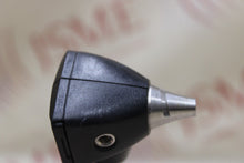 Cargar imagen en el visor de la galería, Welch Allyn 25020A Otoscope With 711 Series Rechargeable Handle
