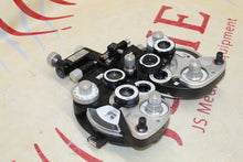 Cargar imagen en el visor de la galería, Burton 7500-I AutoCross Illuminated Phoropter/ Phoroptor
