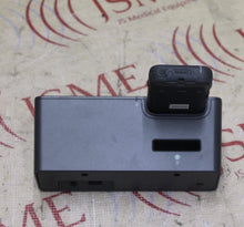 Cargar imagen en el visor de la galería, 2x Cisco Wireless IP Phone CP-8821 w/ 1x Cisco CP-DSKCH-8821 Charging Cradle
