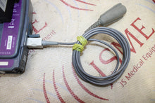 Cargar imagen en el visor de la galería, Smiths Medical Cadd Prizm PCS II Model 6101 Pump With Clamp
