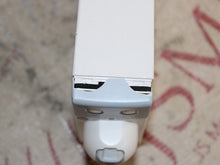 Cargar imagen en el visor de la galería, Mindray CO2 Module (front panel chipped)
