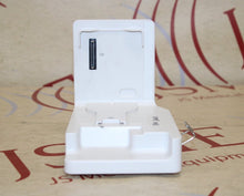 Cargar imagen en el visor de la galería, Mindray BeneVision N1 Docking Station -Untested
