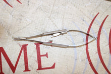 Load image into Gallery viewer, Ambler Surgical Retina Tray Set 26 Pieces -See description for contents
